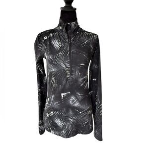 Nike Black & Gray Long-Sleeve Quarter-Zip Athletic Top